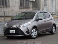 2017 TOYOTA VITZ F