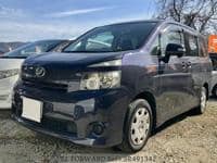 2010 TOYOTA VOXY