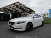 2013 VOLVO V40