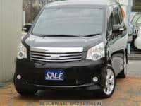 2013 TOYOTA NOAH