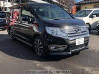 Used 2013 HONDA STEP WGN BR588133 for Sale