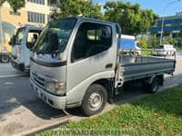 TOYOTA Dyna Truck