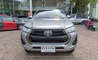 2021 TOYOTA HILUX 2.4