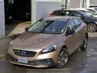 2014 VOLVO V40