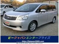 2010 TOYOTA NOAH