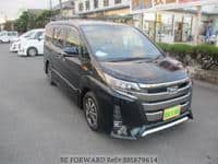 2017 TOYOTA NOAH