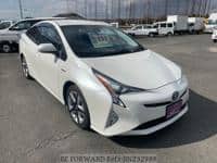 2018 TOYOTA PRIUS