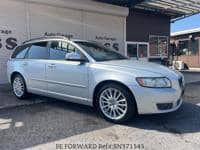 2011 VOLVO V50