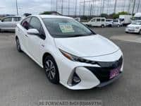 2017 TOYOTA PRIUS PHV