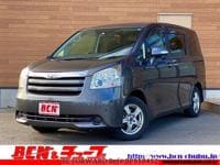 2009 TOYOTA NOAH X