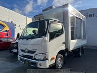 TOYOTA Dyna Truck