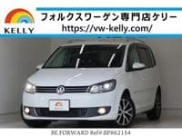 VOLKSWAGEN Golf Touran