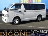 2011 TOYOTA HIACE VAN