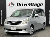 2012 TOYOTA NOAH