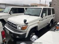 2015 TOYOTA LAND CRUISER