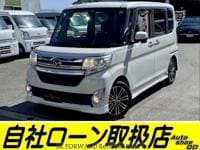 DAIHATSU Tanto Custom