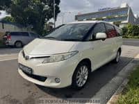 TOYOTA Previa