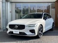 2023 VOLVO V60