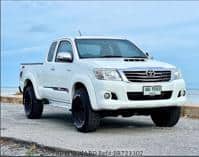 2013 TOYOTA HILUX 2.5