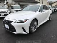 2021 LEXUS IS