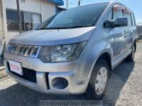 2010 MITSUBISHI DELICA D5