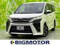 2019 TOYOTA VOXY