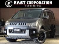 2013 MITSUBISHI DELICA D5