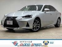 2017 LEXUS IS