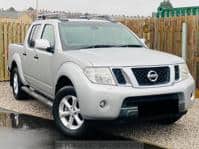 NISSAN Navara