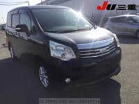 2010 TOYOTA NOAH YY