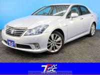 2011 TOYOTA CROWN HYBRID