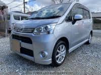 DAIHATSU Move Custom