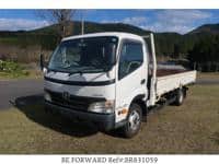 TOYOTA Dyna Truck