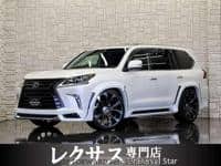 2016 LEXUS LX 5704WD