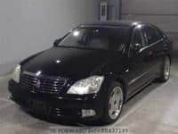 2004 TOYOTA CROWN