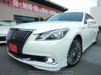 2013 TOYOTA CROWN MAJESTA 3.5F