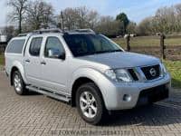 2010 NISSAN NAVARA MANUAL DIESEL