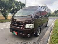 TOYOTA Hiace Commuter