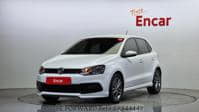 2015 VOLKSWAGEN POLO