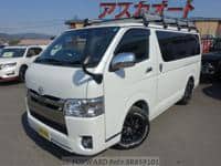 2019 TOYOTA REGIUSACE VAN GLD