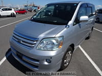 2005 TOYOTA NOAH X LIMITED