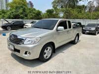 2011 TOYOTA HILUX 2.7