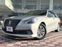 TOYOTA Crown Hybrid