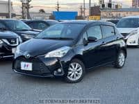 2017 TOYOTA VITZ F