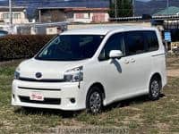 2012 TOYOTA VOXY