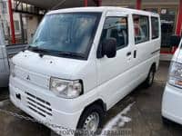 2011 MITSUBISHI MINICAB VAN