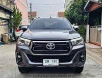 2019 TOYOTA HILUX 2.4