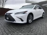 2022 LEXUS ES L