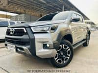 2022 TOYOTA HILUX 2.4