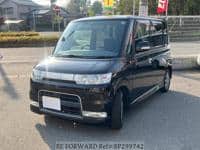 DAIHATSU Tanto Custom